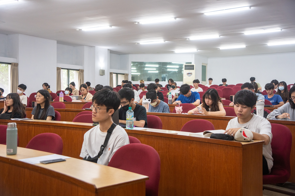 113.05.17-這樣有犯法嗎？你不可不知的媒體識讀與法學素養(112-2)圖片