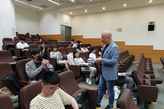 114.04.09-如何成為媒體識讀的贏家：批判思維的能力(113-2)圖片